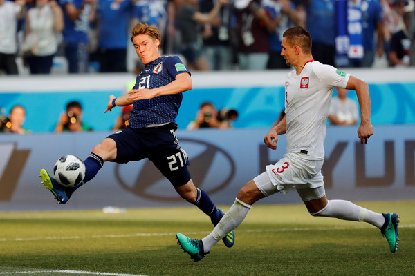 波兰完胜日本，库尔图瓦带队取胜