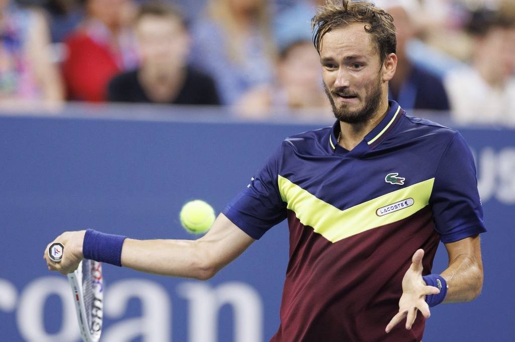 戴维斯杯碾压美网,梅德韦杰夫扛起全队 戴维斯杯碾压美网,梅德韦杰夫扛起全队