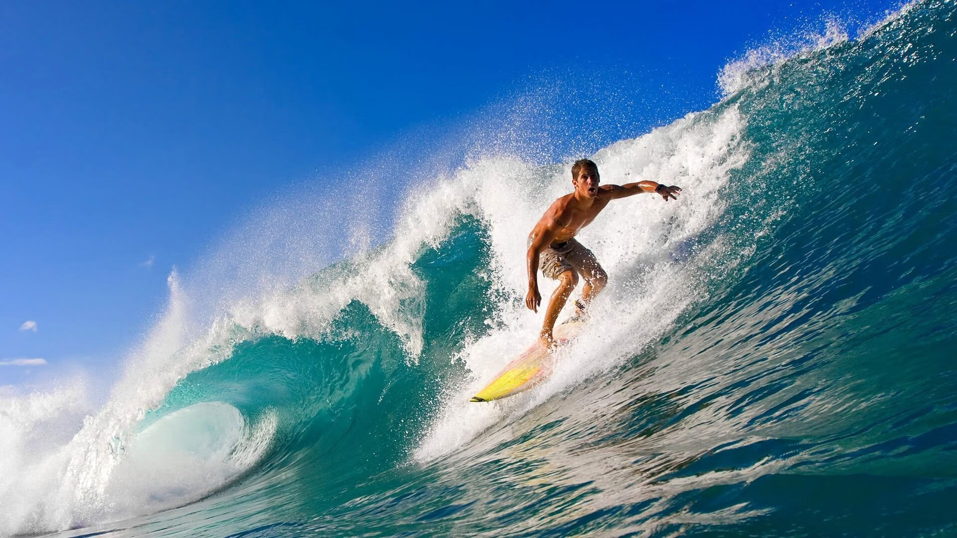 钢铁防线击碎银河战舰！乌克兰用5-4-1提前上演欧洲杯预演，皇马巨星群黯然失色